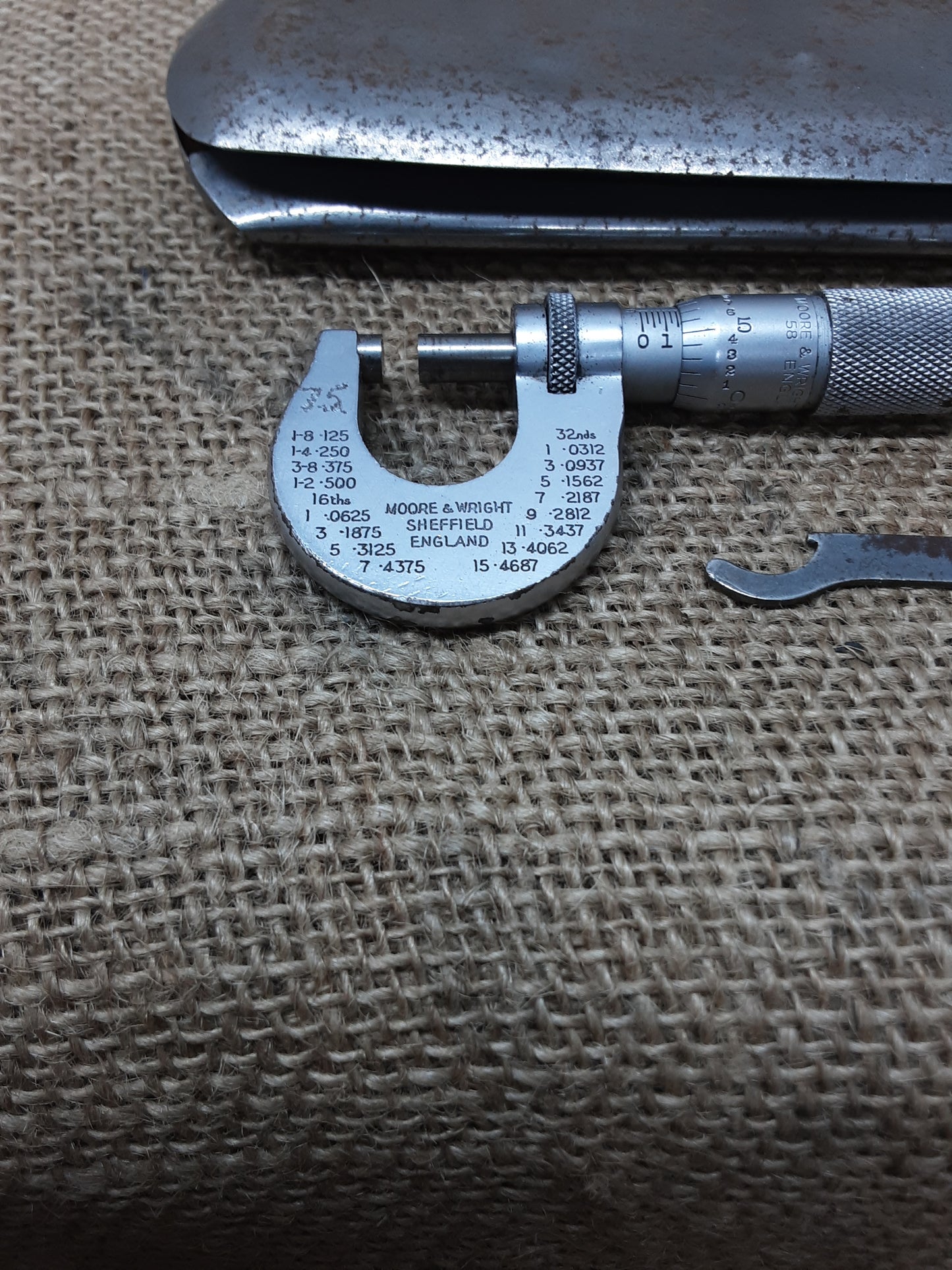 Moore & Wright 0-1/2" Micrometer