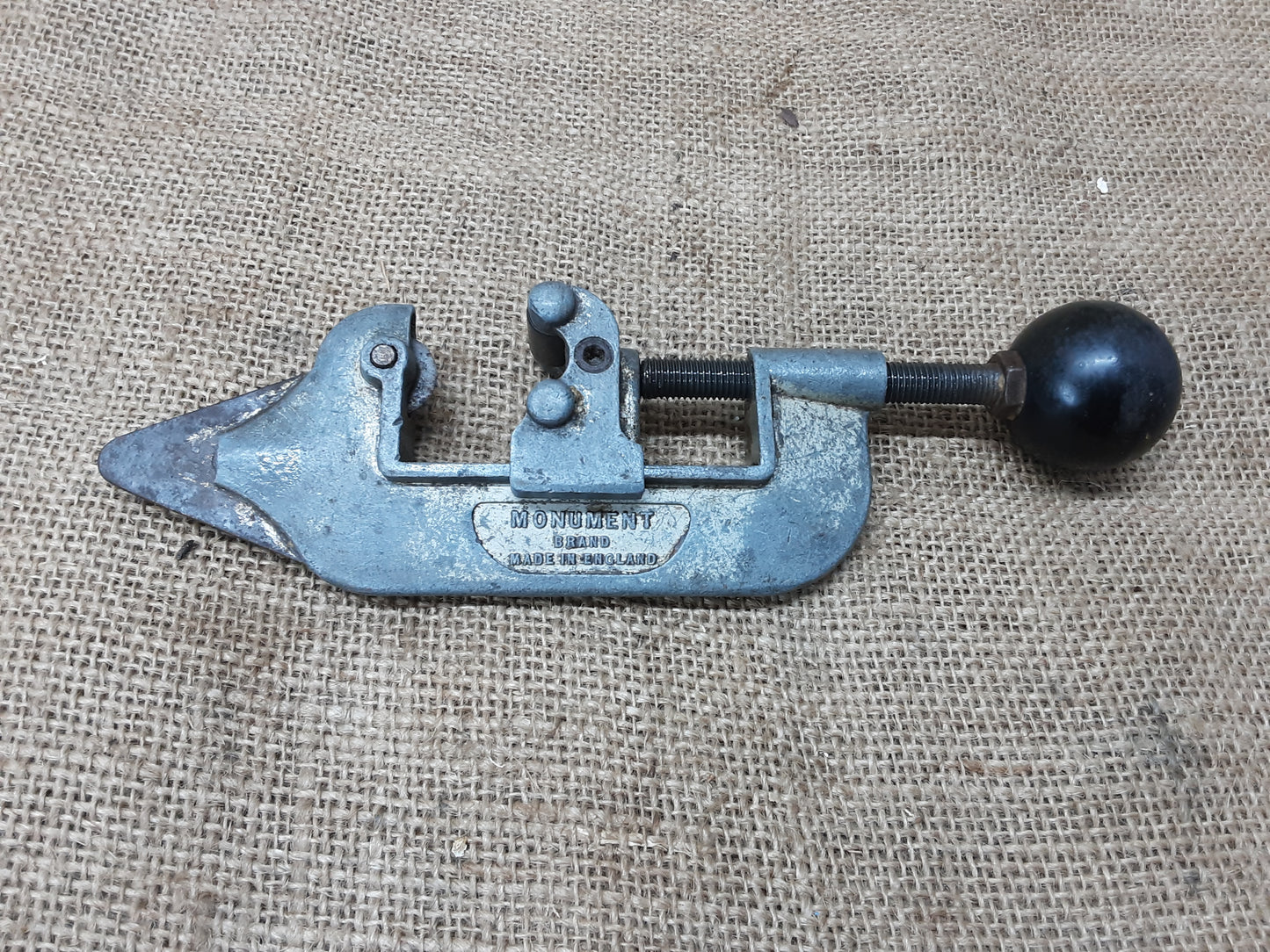 Monument Pipe Cutter No. 363