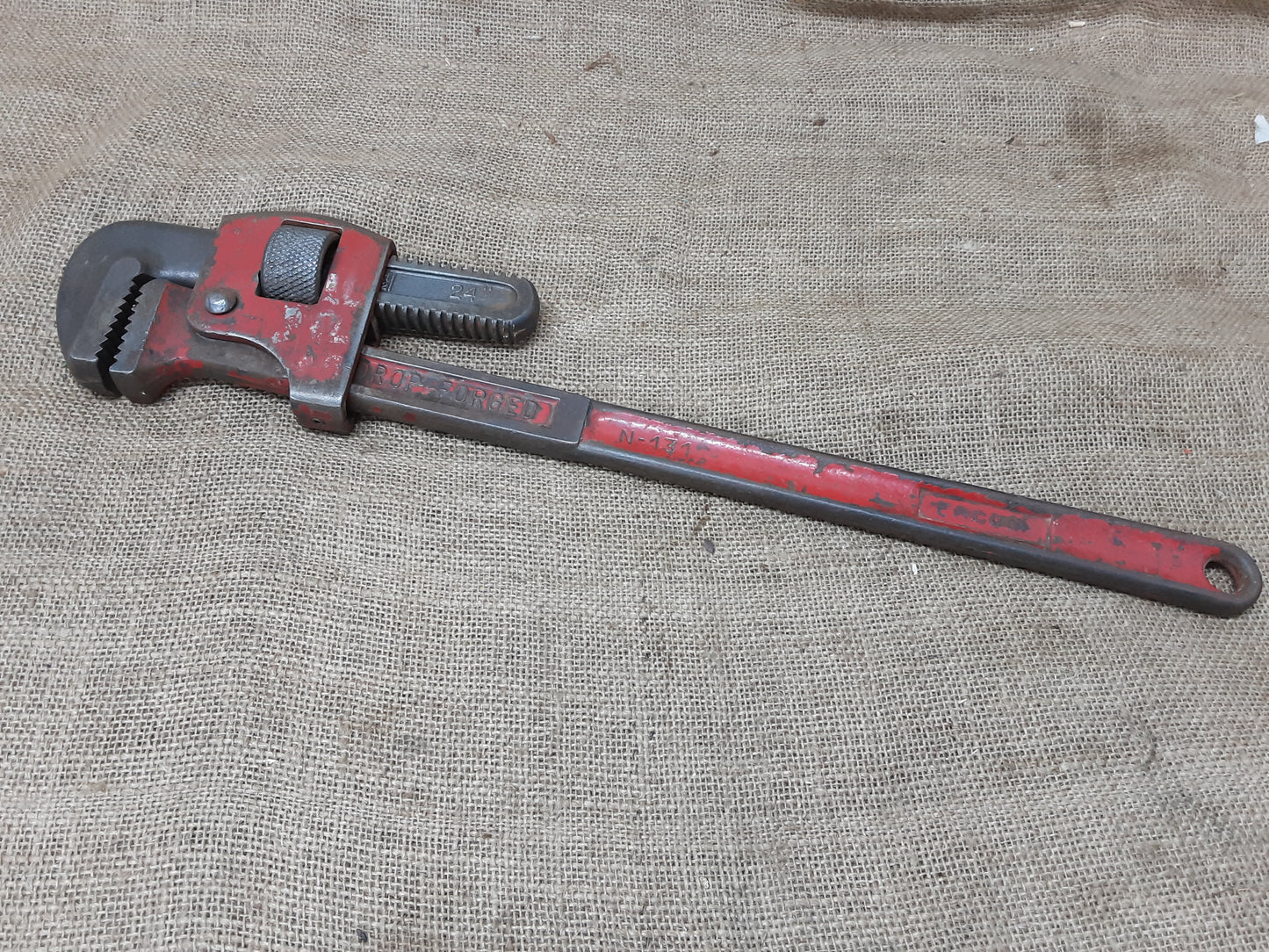 Facom Pipe Wrench Stilsons 24"