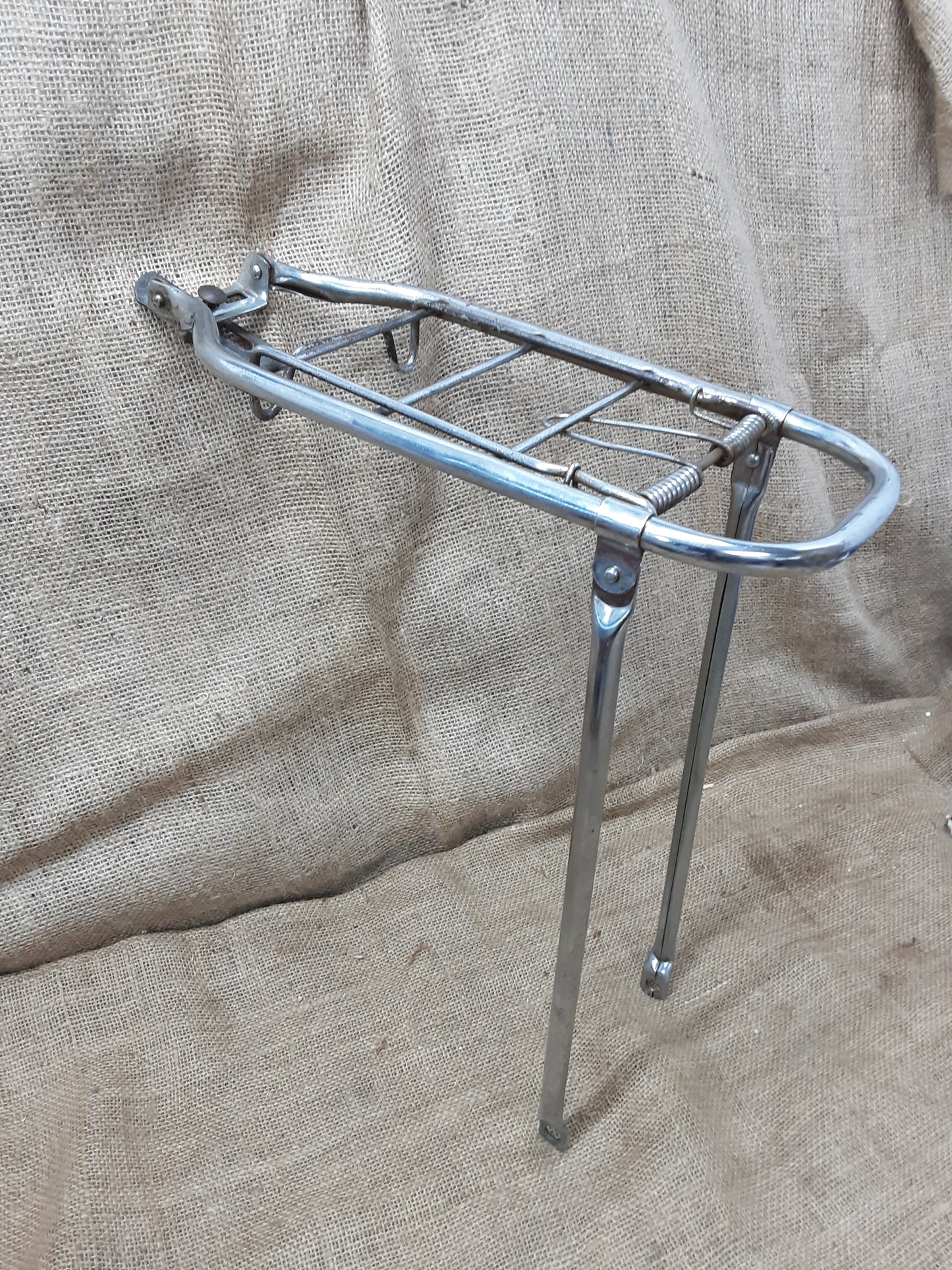 Spring Frame Rack for Shopper