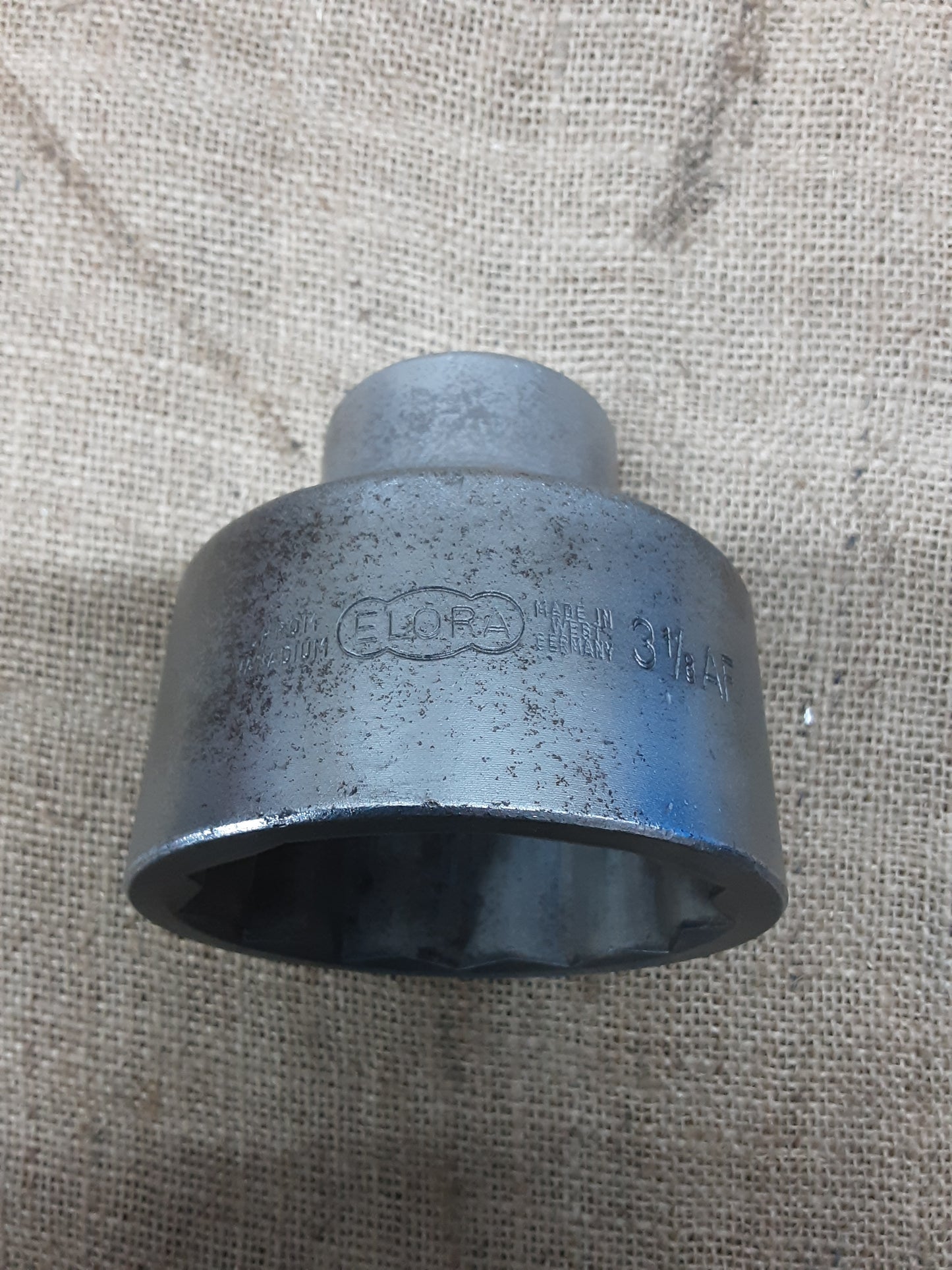 Socket 3 1/8" AF 1" drive Elora