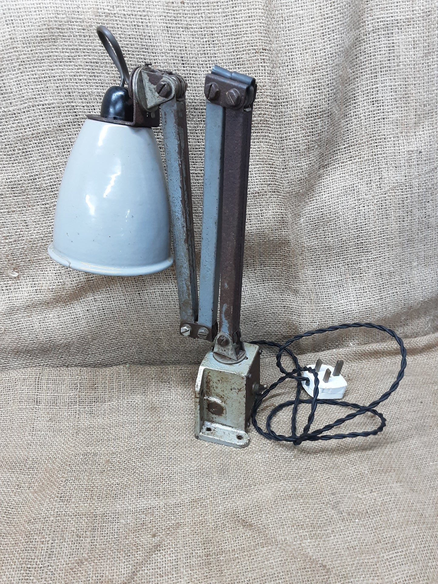 AEI Machinist's Lamp