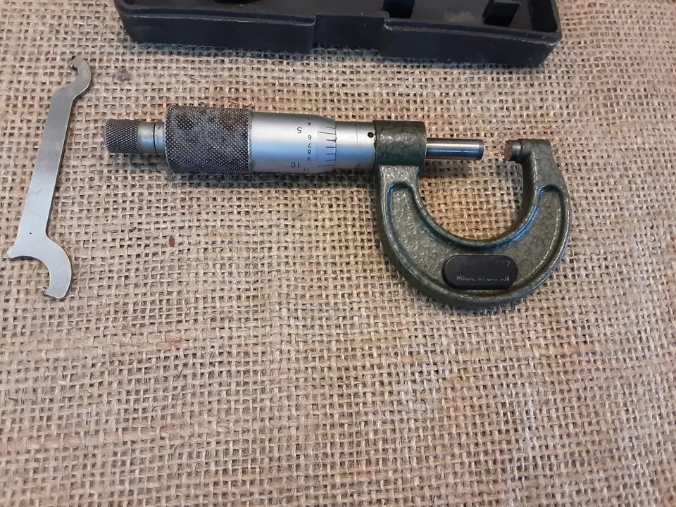 Mitutoyo Micrometer 0 - 1"