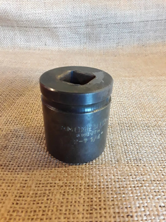 Momento Impact 6 point Socket 1& 1/4" AF 3/4" Drive Quality Made in Sweden